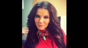 Помните ли фолк певицата Теодора? Вижте я днес (СНИМКИ)