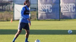 "Синият Ван Дайк" със смела мечта къде иска да играе след Левски