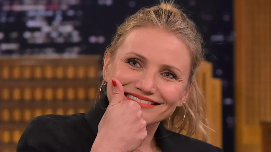 Рецептата за пиле с начос на Камерън Диас, по която всички полудяха (ВИДЕО)