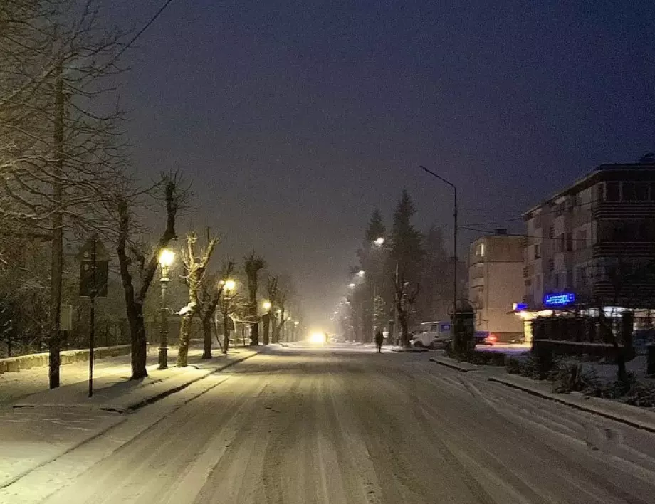 Кметът на Златоград глобява снегопочистващата фирма, публикува телефона си