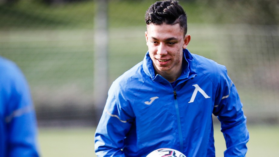 Столичният официално анонсира привличането на бившия младежки национал Филип Кръстев