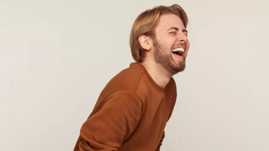 Женски виц за 22 март, 2024 г.: Имам нов колега