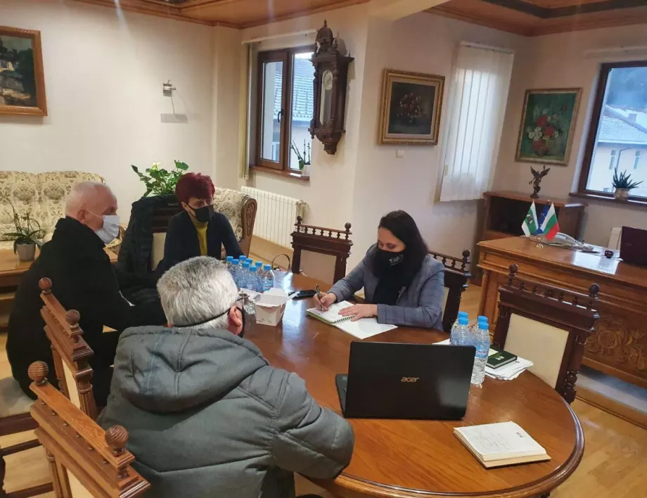 Кметът на Трявна проведе среща за стопанисването на общинските гори