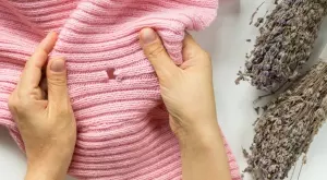 Лесен и евтин начин да защитите дрехите си от молци