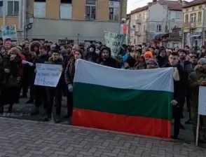 РИОСВ се скри за завода на Вълка, още не му е пратила възраженията срещу него