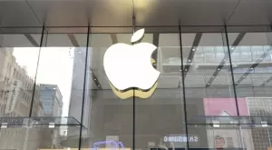 Apple отваря първия си магазин в Мумбай