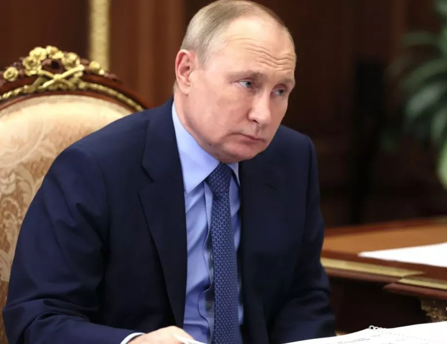 Защо руски губернатори подават оставки?