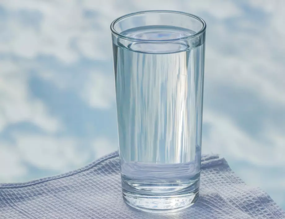 Поставете чаша вода със сол в дома си и вижте резултата