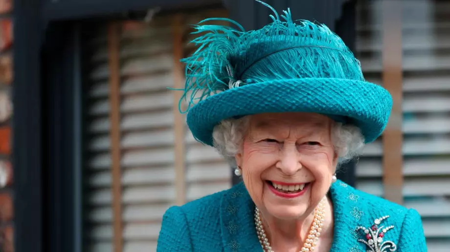 Британската кралица Елизабет II пусна на пазара собствена марка подправки,