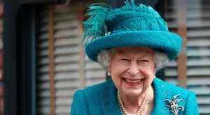 Елизабет Втора празнува 96-ия си рожден ден (СНИМКИ)