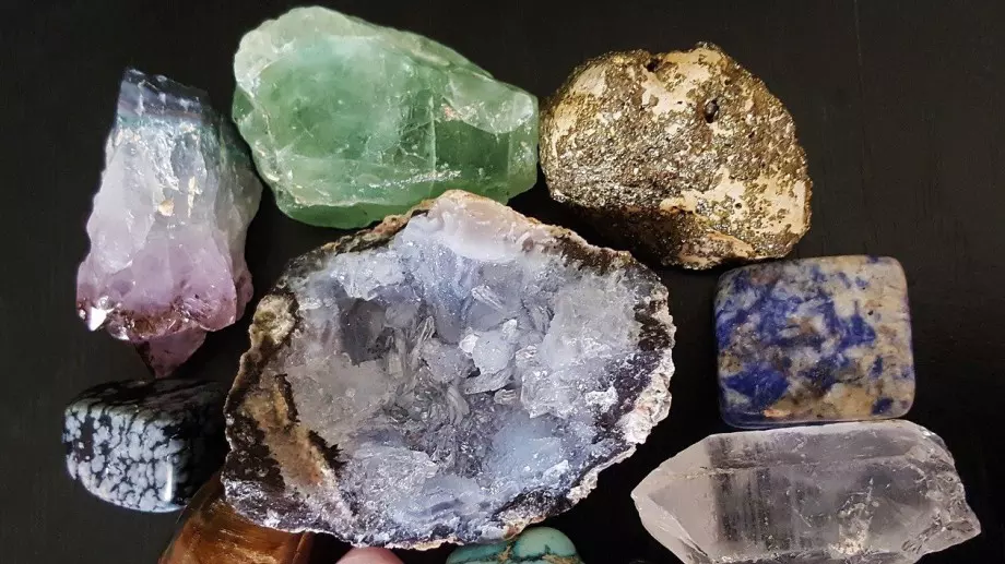 Имате любовни проблеми? Тези 3 камъка ще излекуват отношенията ви 