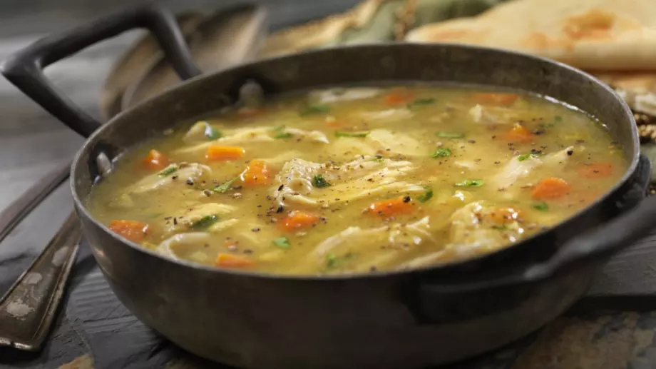 Специална пилешка супа с ориз и картофи