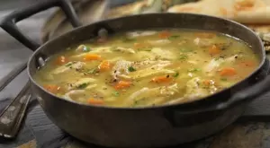 Бабина пилешка супа: Оригинална рецепта