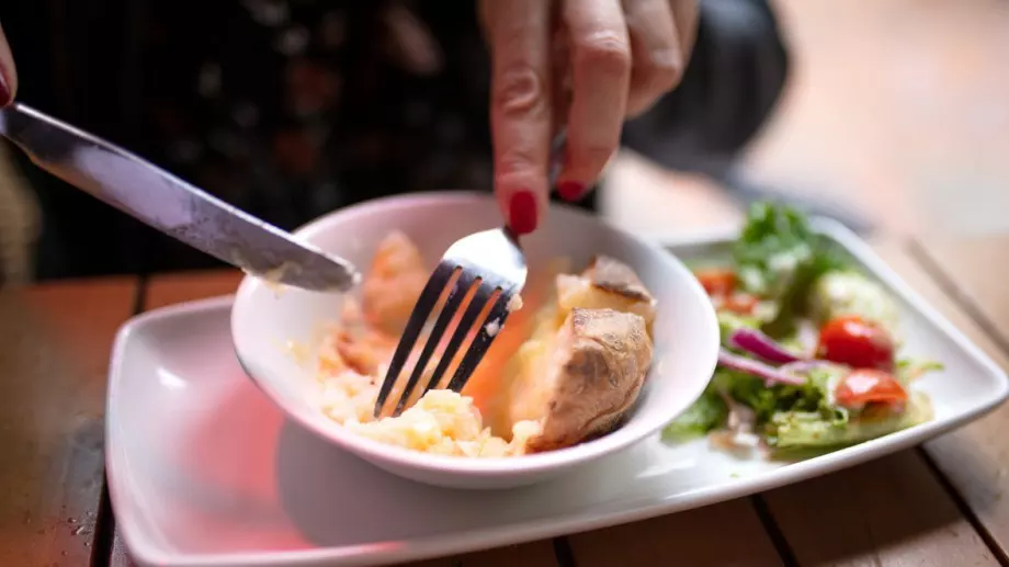 Великденски пости 2022:  Кога са и какво се яде