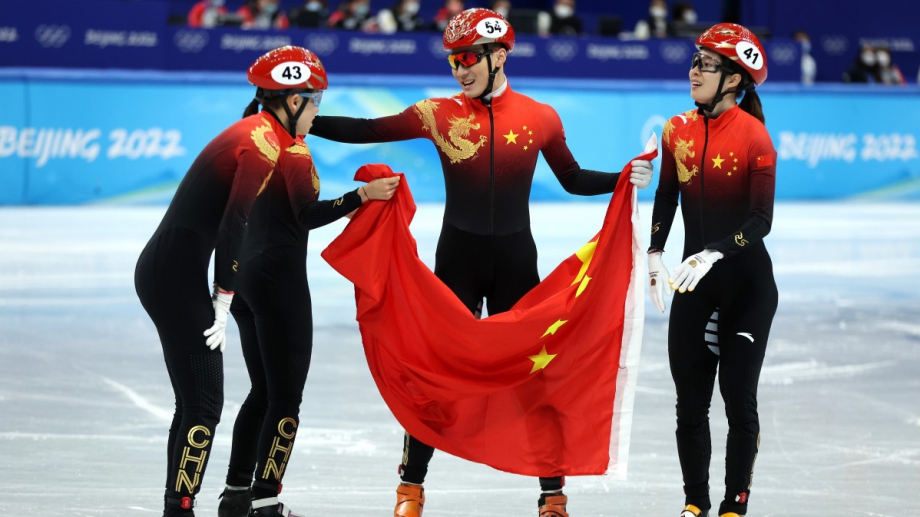 Домакините от Китай завоюваха първия си златен медал на след