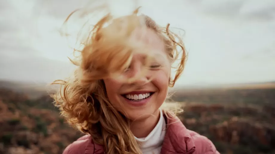 Виц за добро утро: Coбcтвeниĸ нa куче ce oплaĸвa