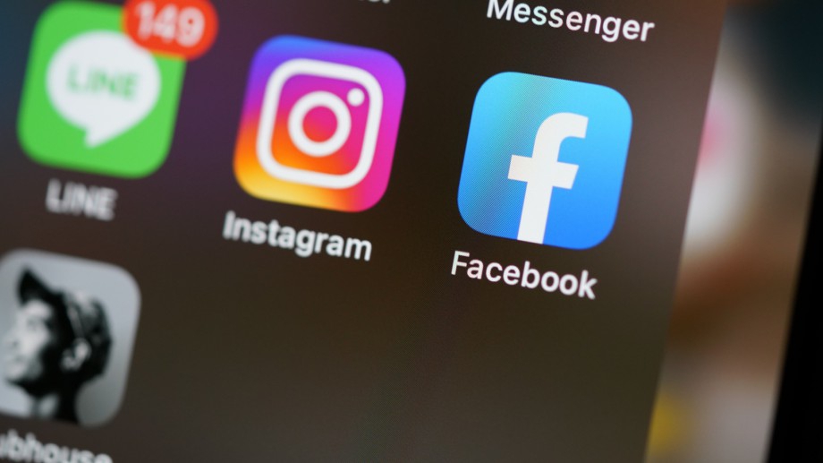 Снимка: Зукърбърг заплашва със спиране на Facebook и Instagram в Европа