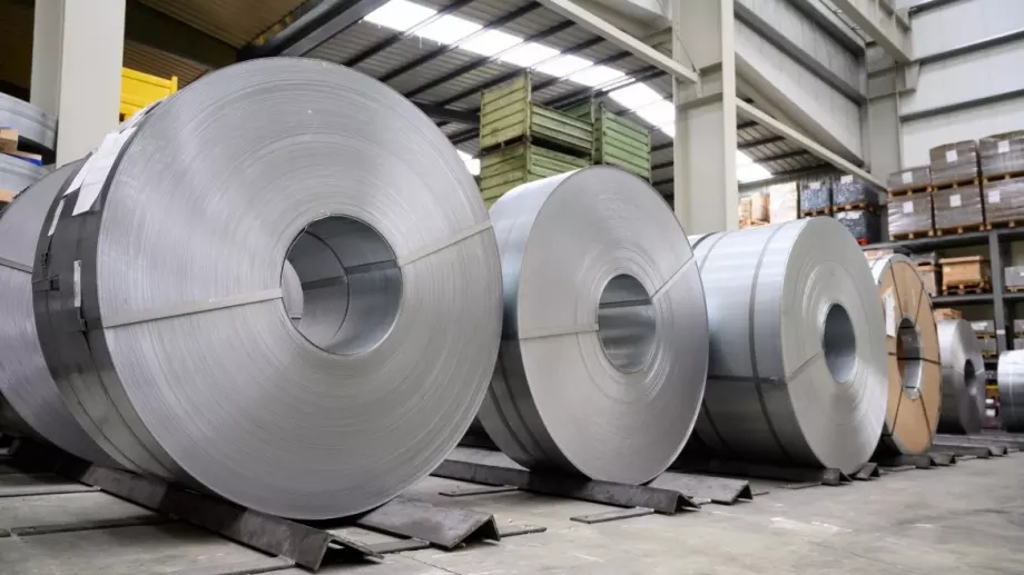 САЩ отменят митата върху украинската стомана за една година