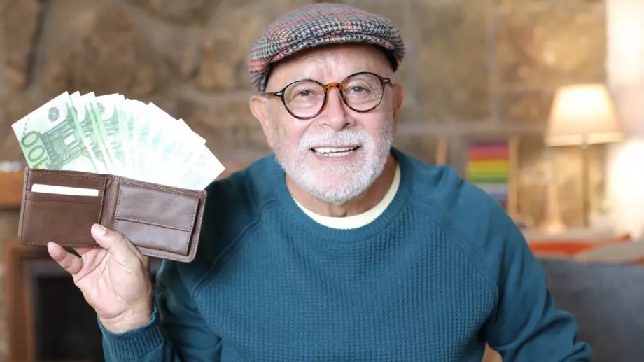 Българските пенсионери могат да получават европейски пенсии