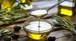 Няма да повярвате какво ще се случи, ако сутрин пиете по 1 лъжица зехтин на гладно