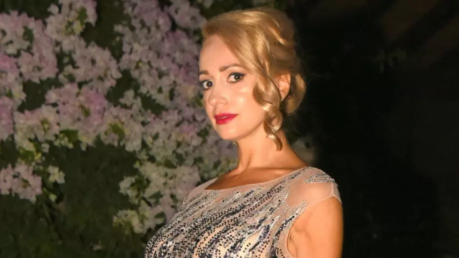 Деница от  "Ергенът” е неузнаваема след предаването (СНИМКИ)