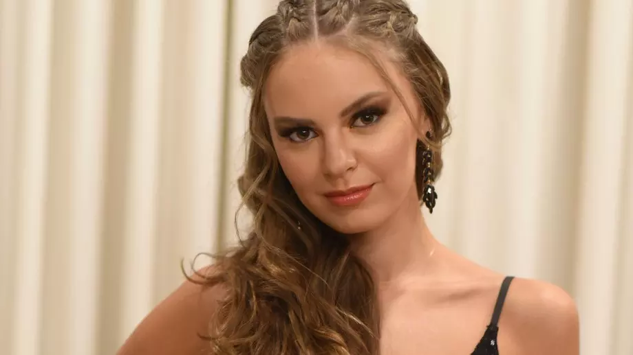 Разгледайте луксозния дом на Виктория от "Ергенът” (ВИДЕО)