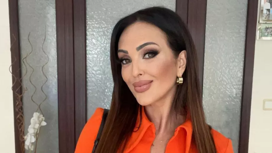 Напук на слуховете: Ивана и Глория са дружки (СНИМКА)