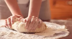 Добавете тази съставка към тестото и печивото ще е меко 3 дни