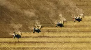 До дни изплащат помощите на земеделците, пострадали от природни бедствия
