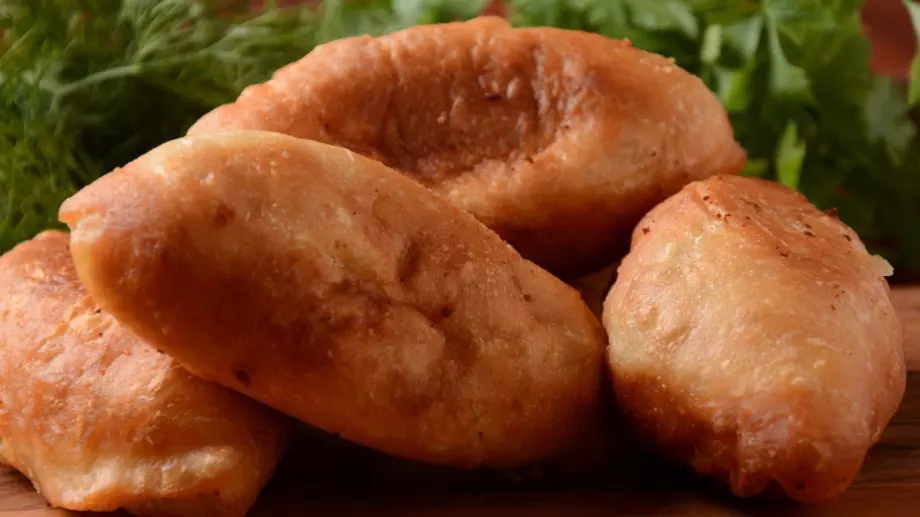 Бабините пирожки със сирене