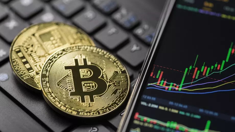 Цената на биткойн скочи до най-високото си ниво от средата на миналата година