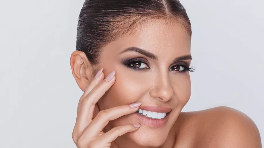 Анелия наруши мълчанието: Слагали певицата край на кариерата си?