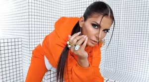 Вижте колко сладка е била Анелия като дете (СНИМКИ)