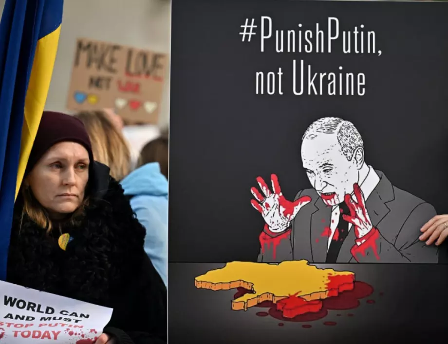 Изглежда Путин пак се цели в цяла Украйна, не само в Донбас. Украинците натискат към Херсон