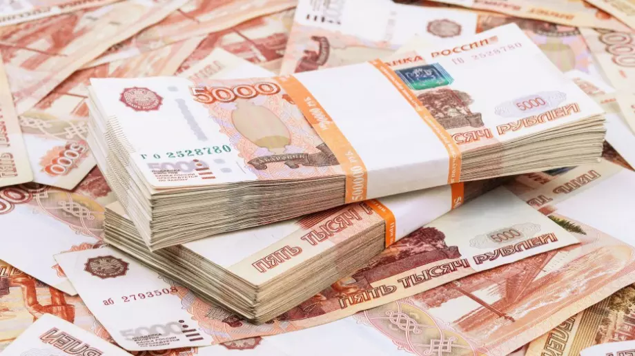 Руската рубла продължава да поскъпва спрямо долара