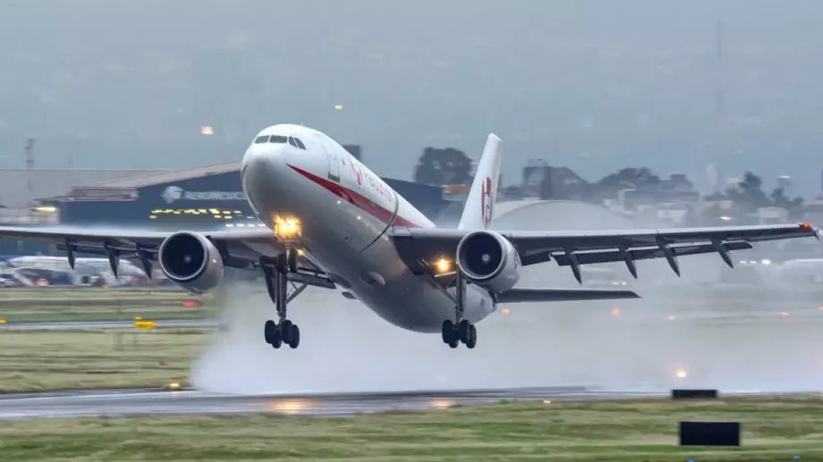 Руските авиокомпании се готвят да плащат в рубли за лизинга на чуждестранни самолети