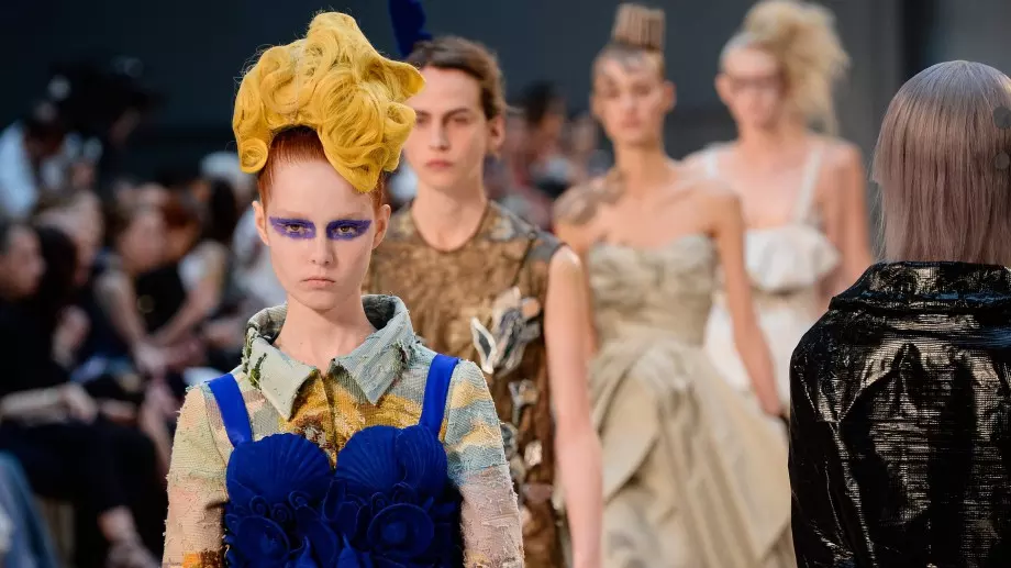 Въпреки войната: Украински дизайнери с колекции, създадени под звуците на сирени