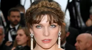 Украинката Мила Йовович: Сърцето ми е разбито заради случващото се в родината ми