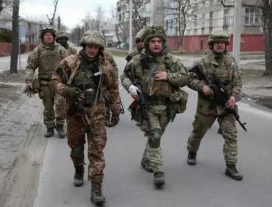 Украински журналист за ситуацията в Херсон: Има улични боеве, момчетата бяха разстреляни с танкове