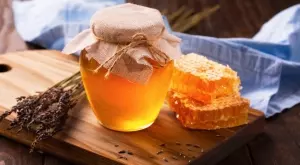 Разберете дали медът е истински за секунди