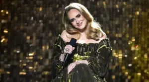 "30" на Адел е Албум на годината във всички формати