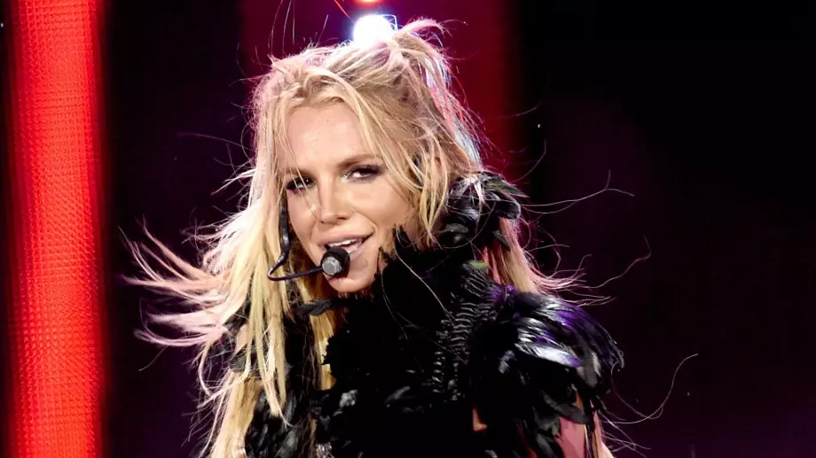 Чуйте първото парче на Бритни Спиърс от 6 години насам 