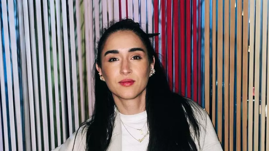 Сантра роди първото си дете (ВИДЕО)