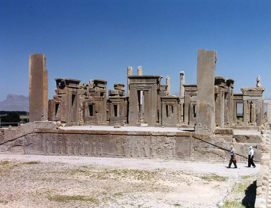 Археолози дешифрираха еламски клинопис, открит в Персеполис
