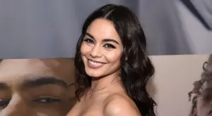 Ванеса Хъджинс е бременна с първото си дете (СНИМКА)