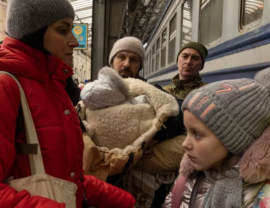 Започна евакуацията от Суми, украинците се опасяват от провокации (ВИДЕО)