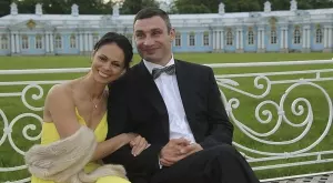 Наталия Кличко: Певица, майка на 3 и опора на Виталий Кличко