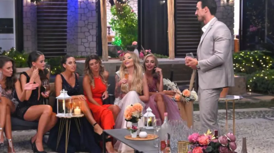 Две от най-обсъжданите дами от 