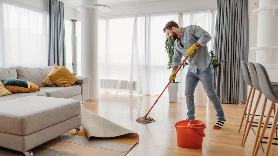 Защо мъжете не помагат с домакинската работа и как да се справим с това   