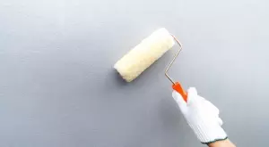 Грундиране и боядисване - процеси, вървящи ръка за ръка